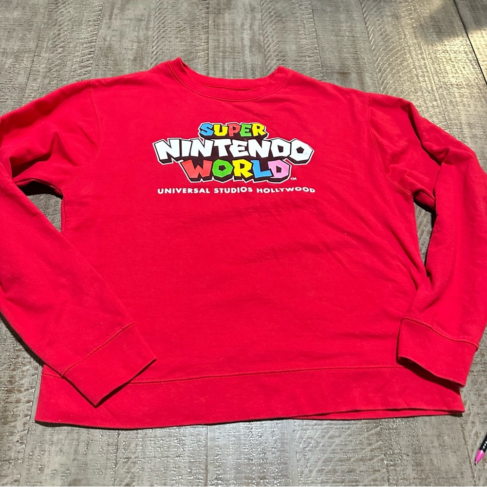 Super Nintendo World Universal Studios
Hollywood Pullover Sweater